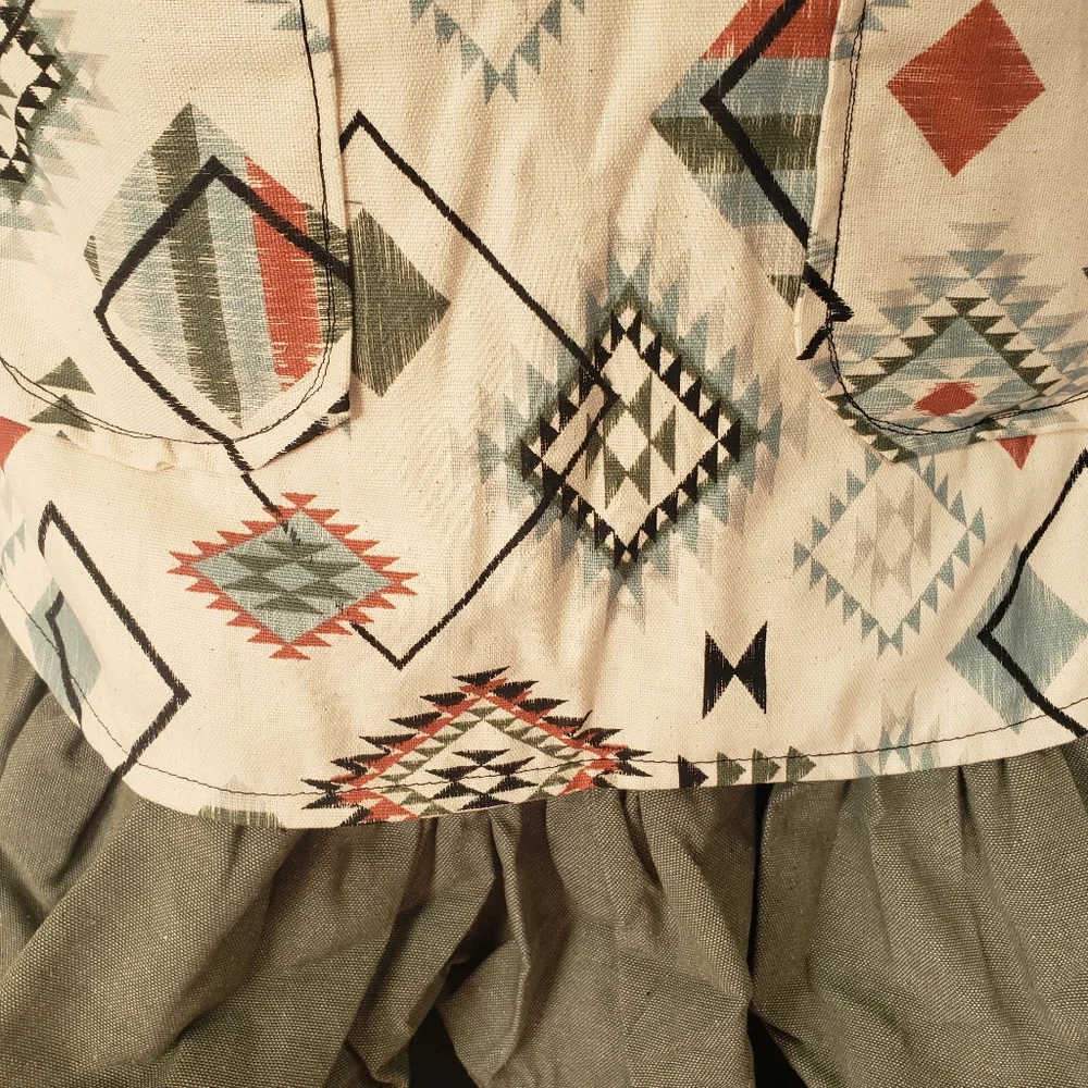 Green Aztec Handmade Kitchen Apron - Picture 4 of 6